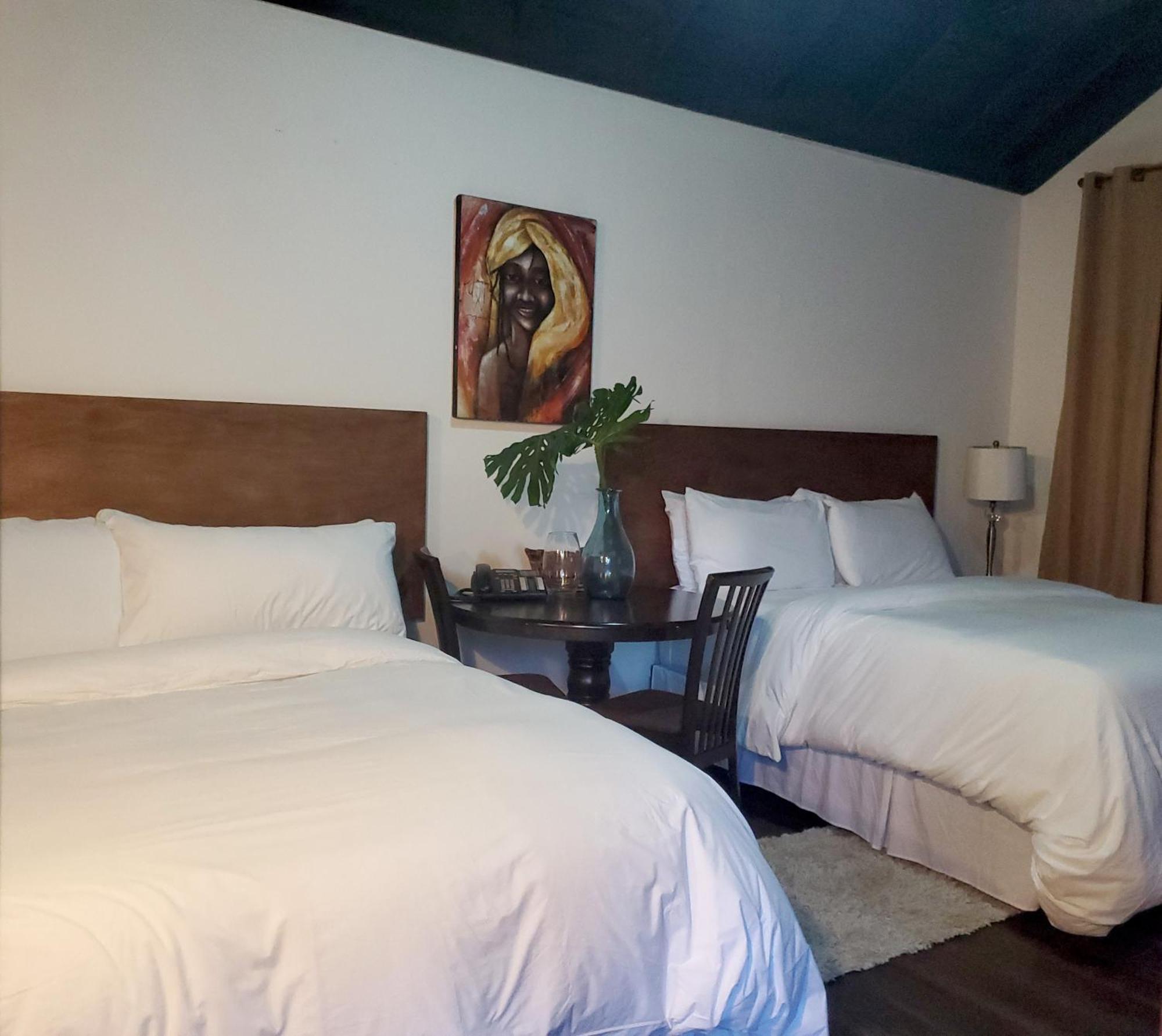 Serendipity Holistic Resort Spa Kingston Kültér fotó
