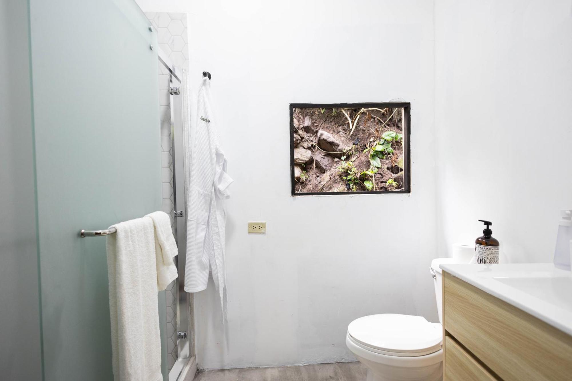 Serendipity Holistic Resort Spa Kingston Kültér fotó
